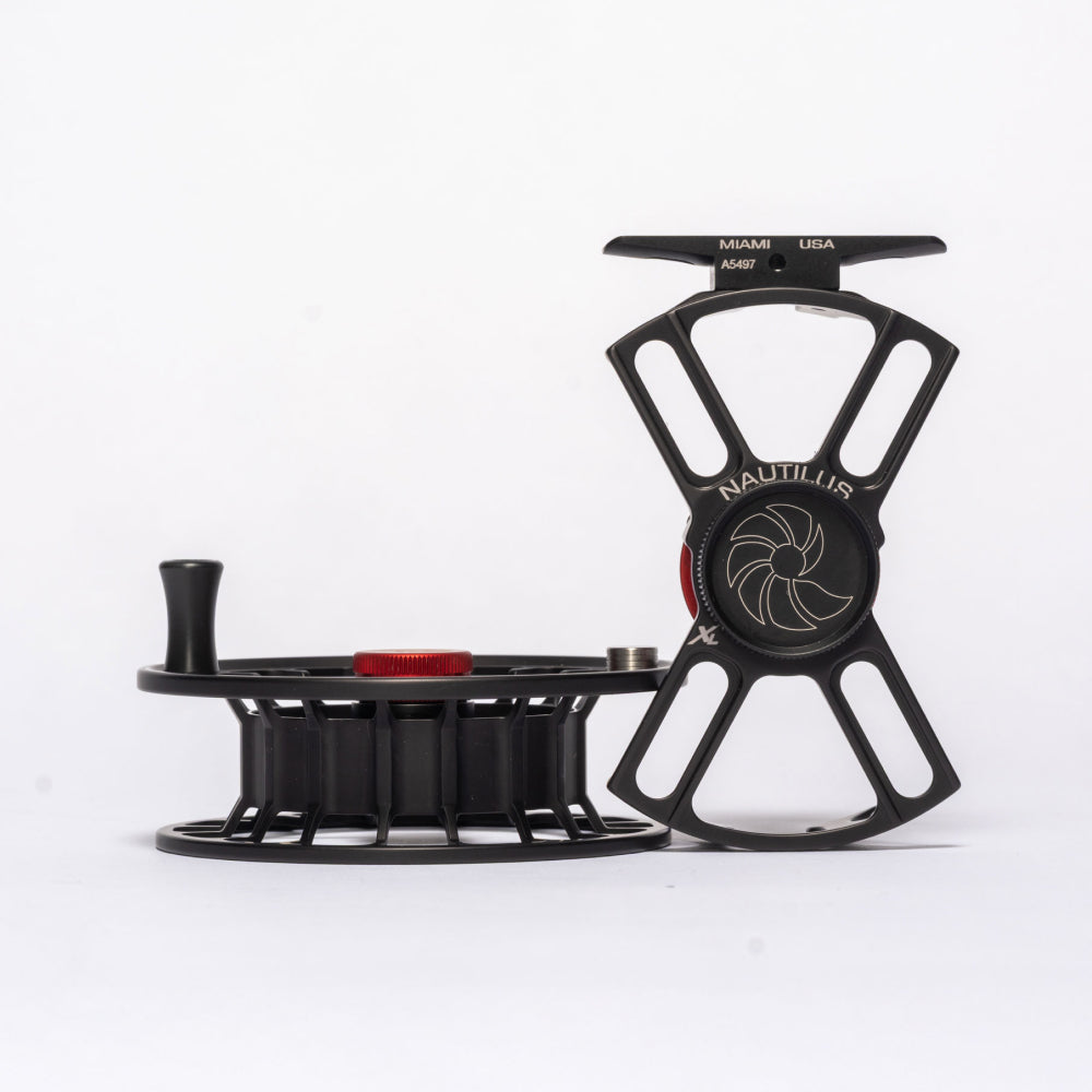 #color_carbon black