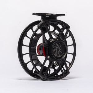 #color_carbon black